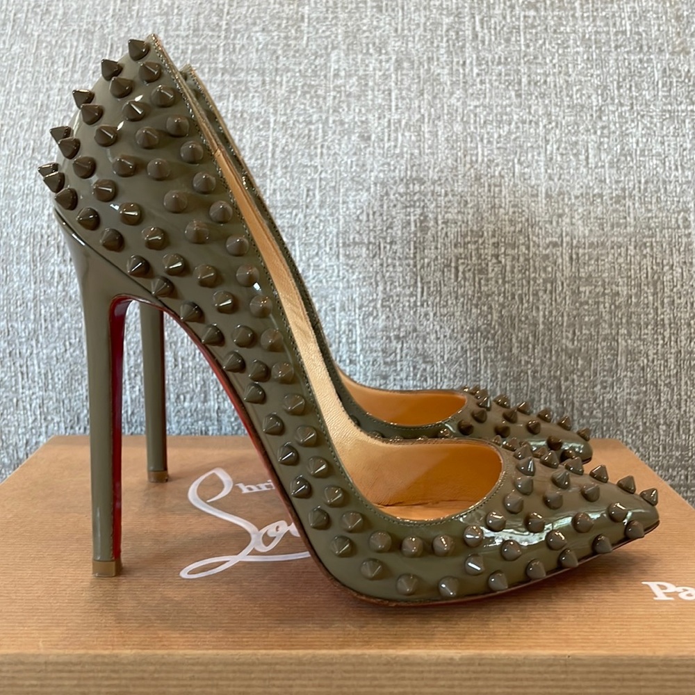 Christian Louboutin Pigalle Spikes Size 36